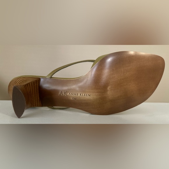 NIB Vintage Anne Klein KKreese Women's Green Leather Slip On Heel Sandals Sz 10 - Picture 5 of 7